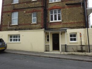 Basement Flat 3 Watts Avenue Rochester Kent ME1 1RX