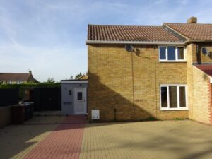 8 Pimpernel Way Chatham ME5 0SF